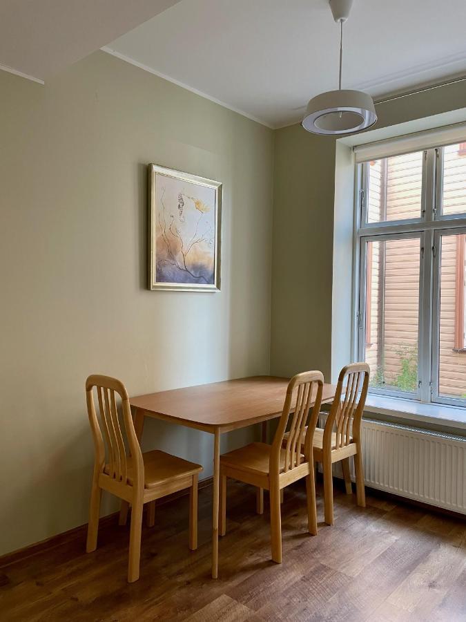 Spacious Holiday Apartment With Wifi And Parking Parnu Bagian luar foto